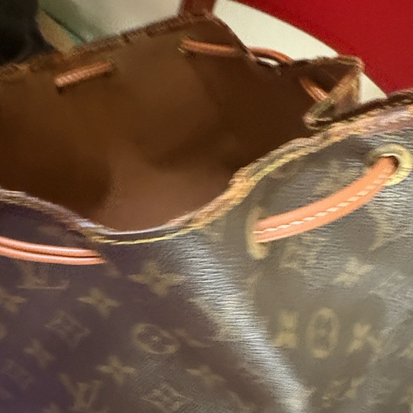 Authentic project Louis Vuitton Noe bucket bag  the Drawstring is not LV brand - Picture 4 of 7